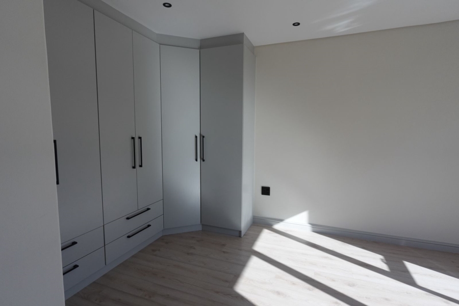 3 Bedroom Property for Sale in Sandown Western Cape